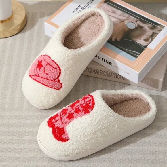 2/$30 NEW Pink Cowgirl Slippers - Picture 7 of 10